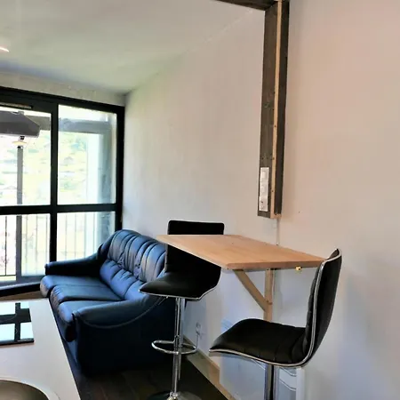 Elena, Vue Sur La Montagne, Centre Apartment