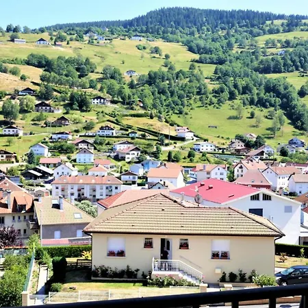 Elena, Vue Sur La Montagne, Centre